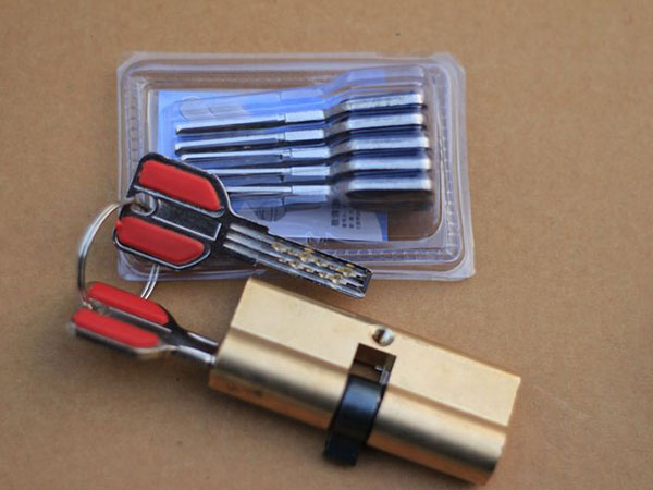 龙岩24小时上门开锁公司