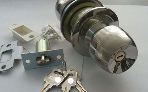 龙岩24小时上门开锁公司